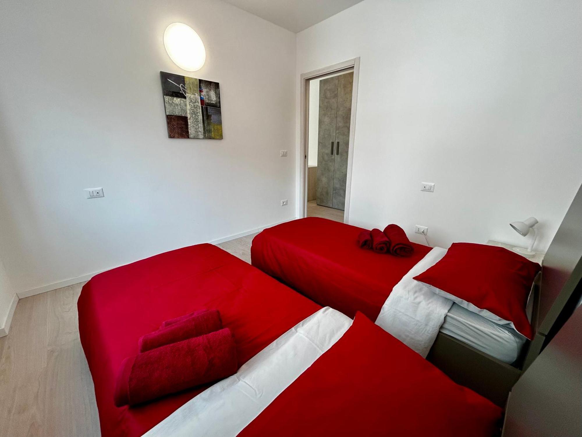 Luxury Urban Oasis Apartment In Center Of Udine Exteriör bild